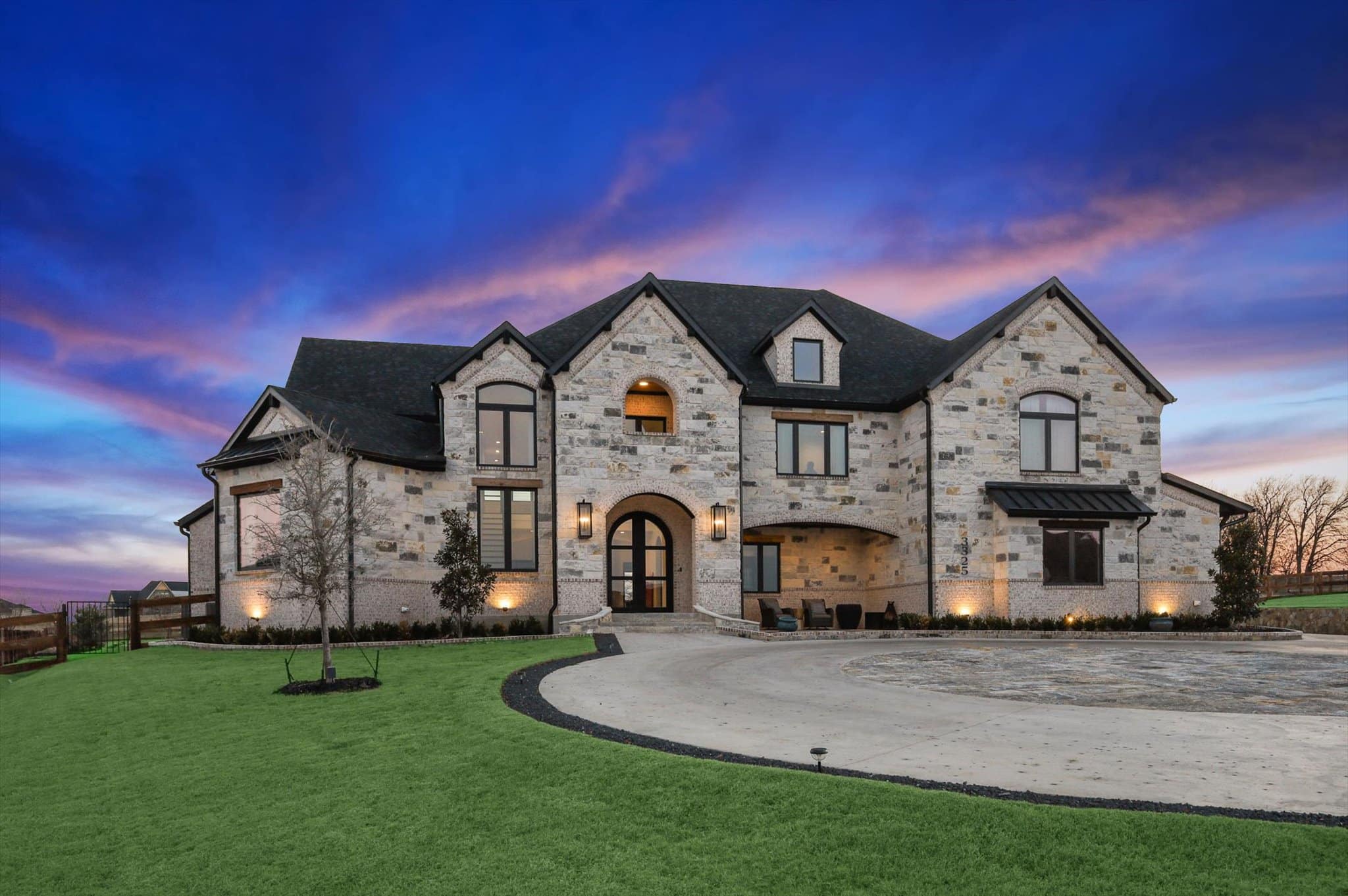 Custom Texas home construction style